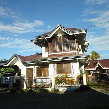 La Casa Blanca Main Hotel Baler Exterior photo